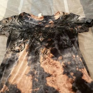 Women’s size large affliction T-shirt